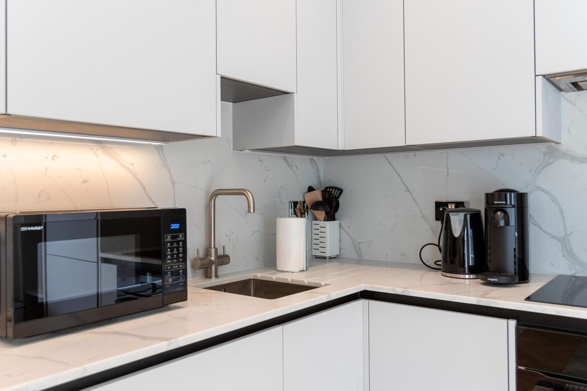 3 Bedroom Flat With Terrace In Central London Eksteriør billede