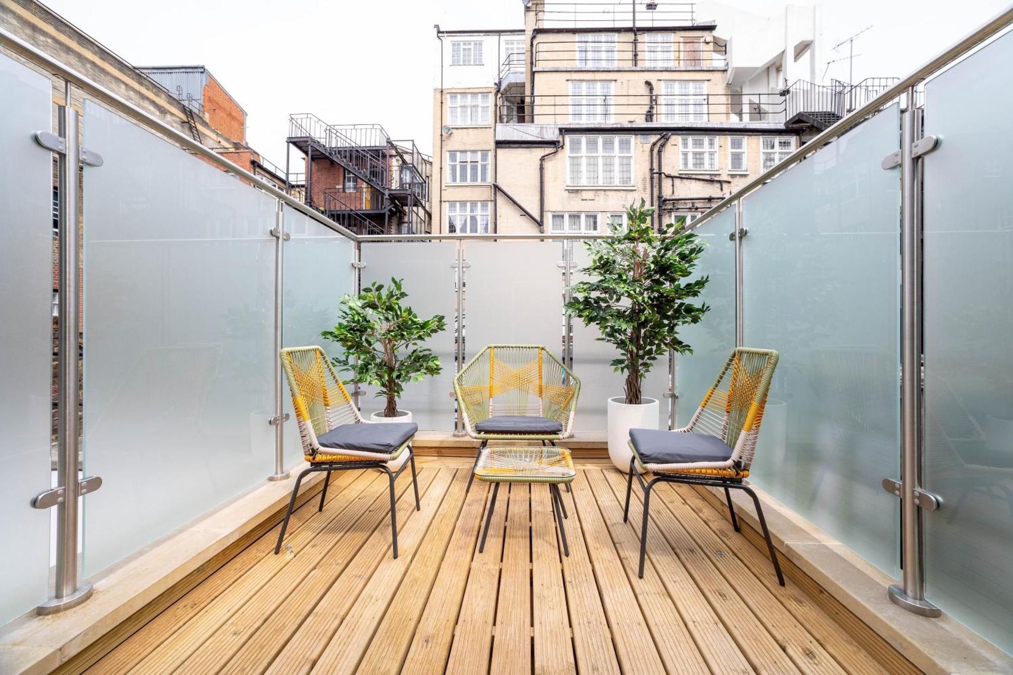 3 Bedroom Flat With Terrace In Central London Eksteriør billede